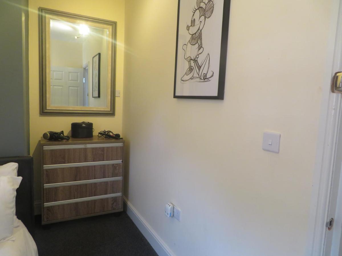Entire 2 Bed Ground Floor Apartment Central But Quiet Ньюмаркет Екстер'єр фото