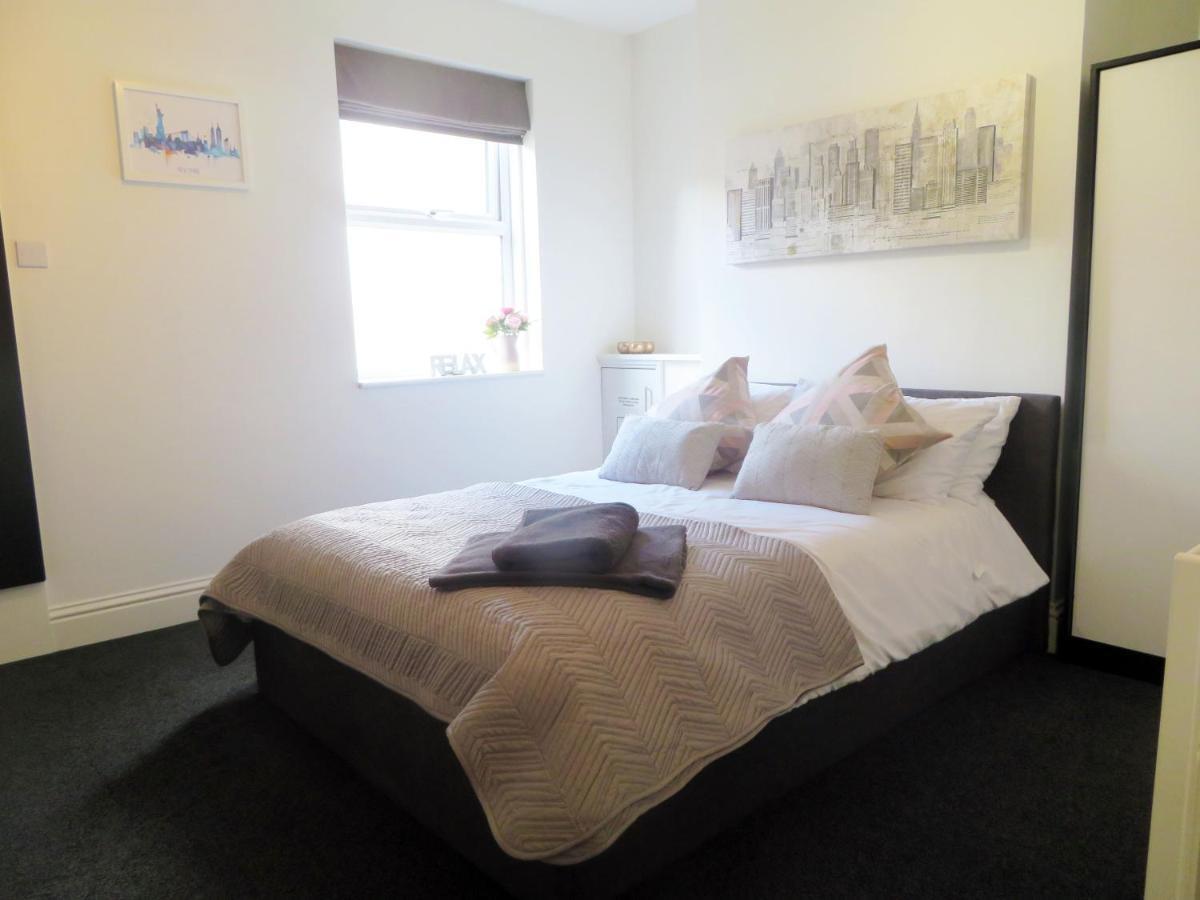 Entire 2 Bed Ground Floor Apartment Central But Quiet Ньюмаркет Екстер'єр фото